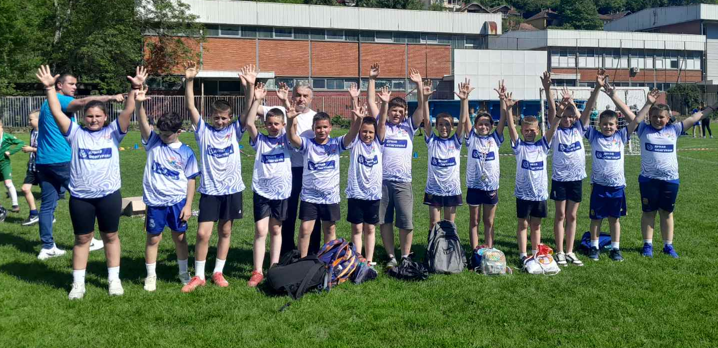 Osnovci iz Malog Zvornika na Regionalnom takmičenju Sportskih igara mladih u Krupnju